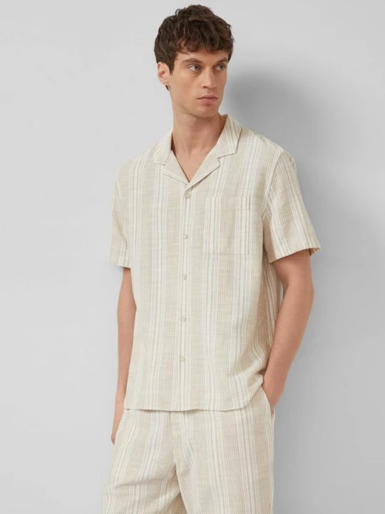 Foto van product Resort pasvorm: shirt met korte mouwen, gestructureerde strepen en borstzakje s.Oliver