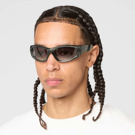 Foto van product Retro Oval Shaped Sunglasses SNIPES grijs