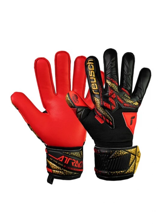 Foto van product REUSCH Sporthandschoenen 'Attrakt Silver' oranje / rood / zwart