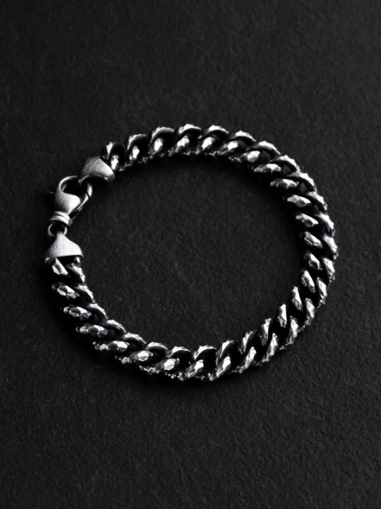 Foto van product REYTEL Armband 'CRUMPLED' zilver