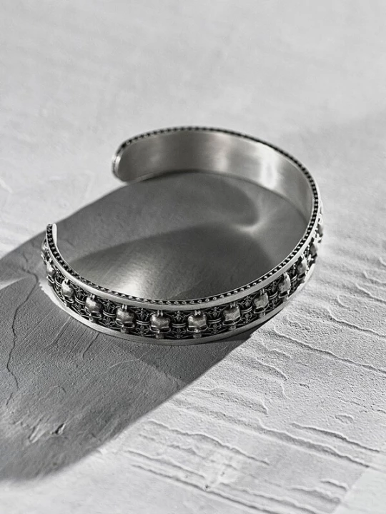 Foto van product REYTEL Armband 'MEMENTO MORI' zilver