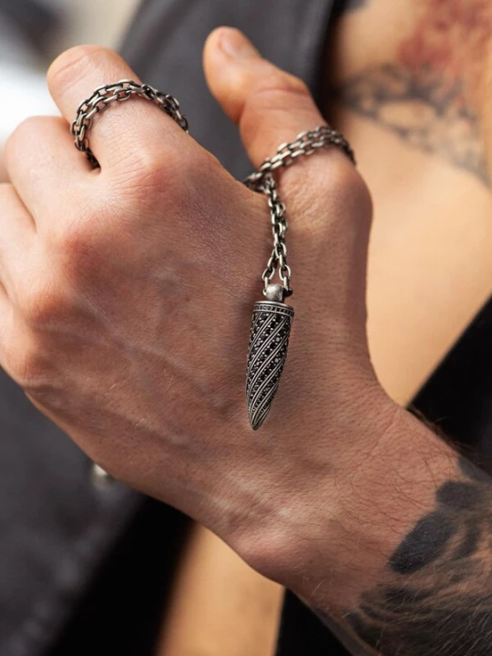 Foto van product REYTEL Hangers 'BLACK BULLET' zilver