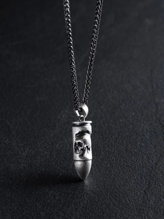 Foto van product REYTEL Hangers 'BULLET WITH SKULL' zilver