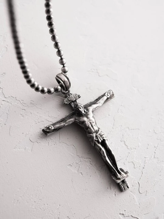 Foto van product REYTEL Hangers 'CRUCIFIXION of JESUS CHRIST' zilver