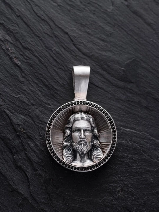 Foto van product REYTEL Hangers 'FACE OF JESUS CHRIST' zilver