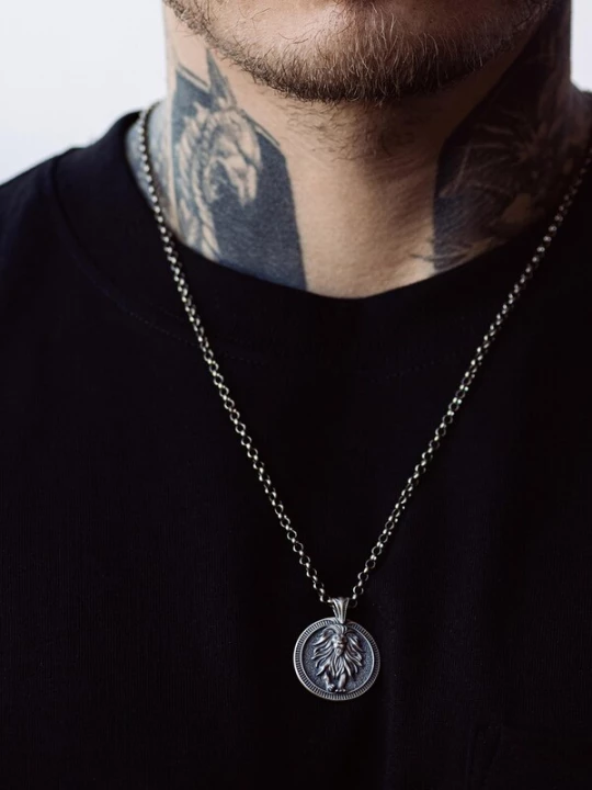 Foto van product REYTEL Hangers 'KOZIOROŻEC' zilver