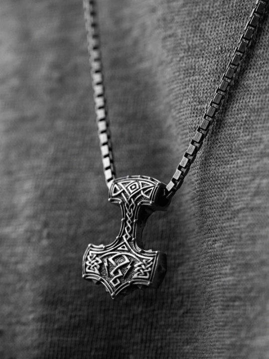 Foto van product REYTEL Hangers 'MJOLNIR' zilver
