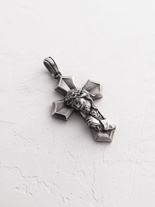 Foto van product REYTEL Hangers 'SAVIOR CHRIST JESUS' zilver