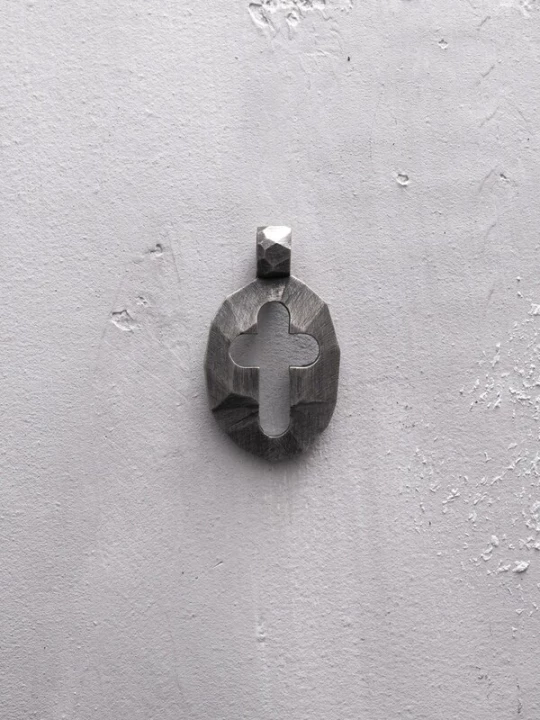 Foto van product REYTEL Hangers 'SHIELD of FAITH' zilver