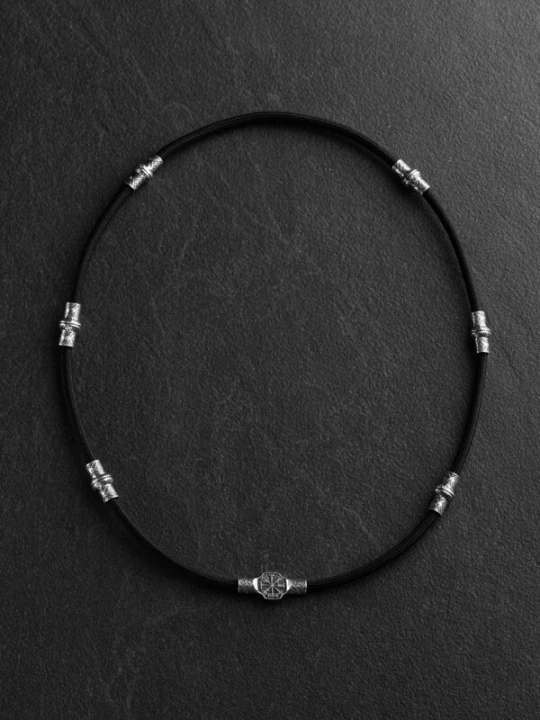 Foto van product REYTEL Ketting 'VEGVISIR. SVARGA' zilver