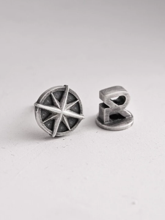 Foto van product REYTEL Oorbel 'COMPASS' zilver