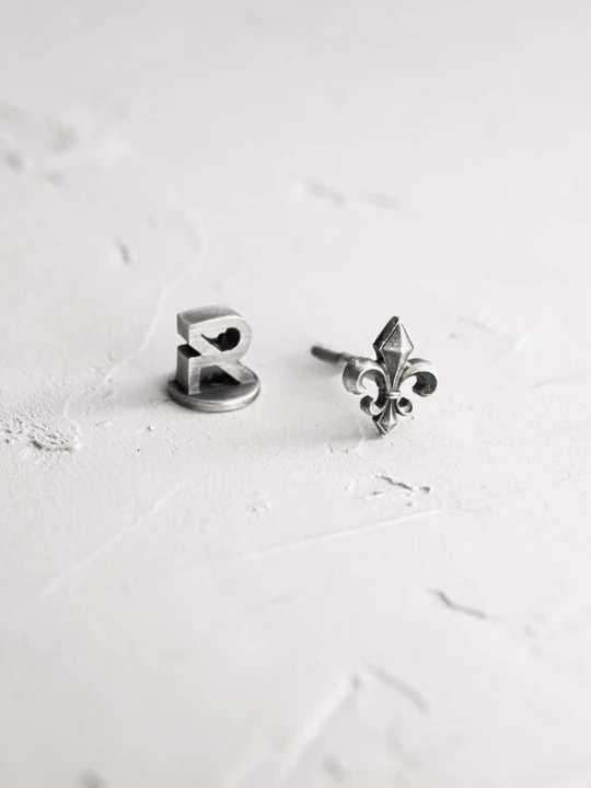 Foto van product REYTEL Oorbel 'FLEUR DE LIS' zilver