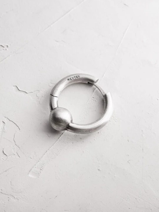 Foto van product REYTEL Oorbel 'GRAVITY' zilver