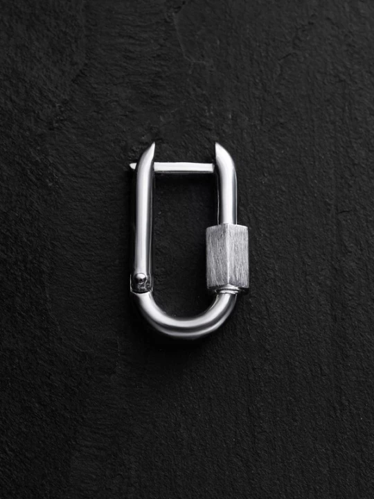 Foto van product REYTEL Oorbel 'KARABIN' zilver
