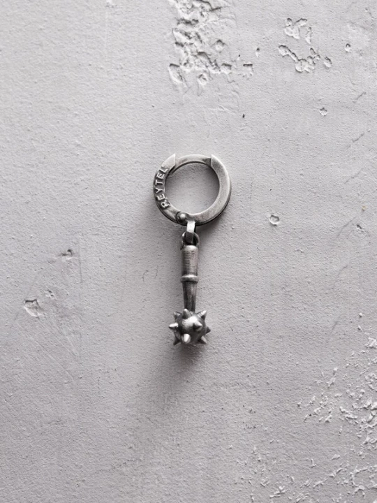 Foto van product REYTEL Oorbel 'MACE' zilver