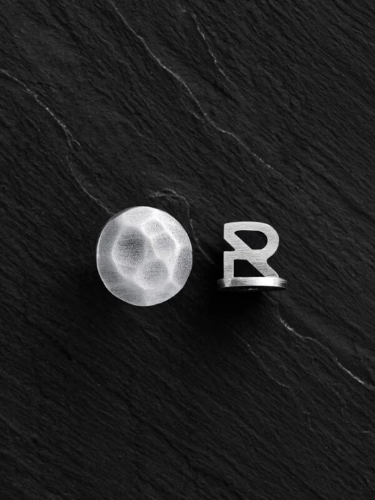 Foto van product REYTEL Oorbel 'MONTE' zilver