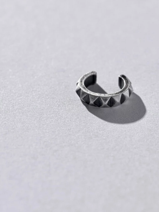 Foto van product REYTEL Oorbel 'PETRAM' zilver