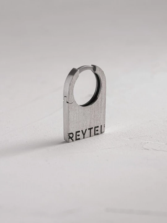 Foto van product REYTEL Oorbel 'TAG REYTEL' zilver