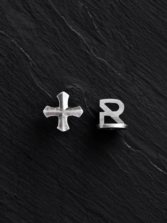 Foto van product REYTEL Oorbel 'TEMPLAR' zilver