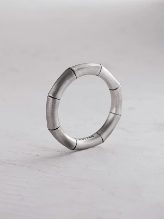 Foto van product REYTEL Ring 'BAMBOO' zilver