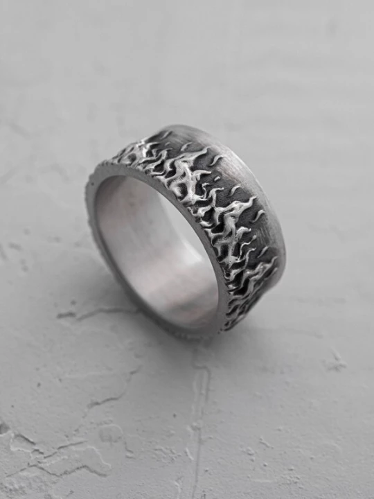Foto van product REYTEL Ring 'BRENNEN' zilver