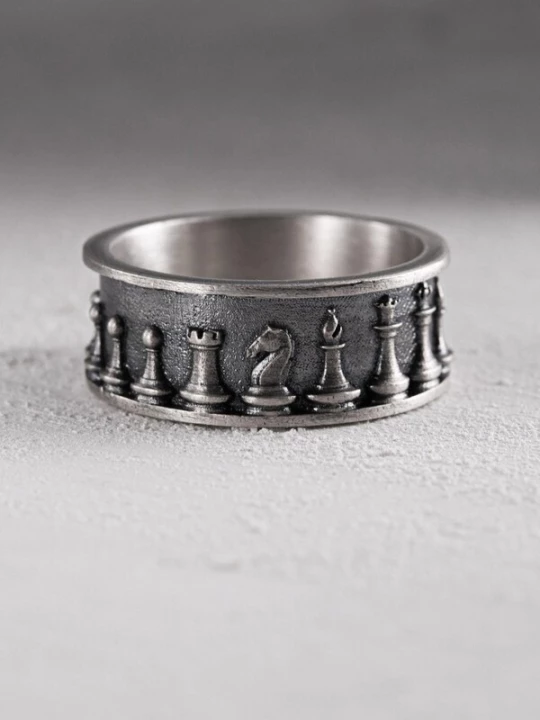 Foto van product REYTEL Ring 'CHESS' zilver