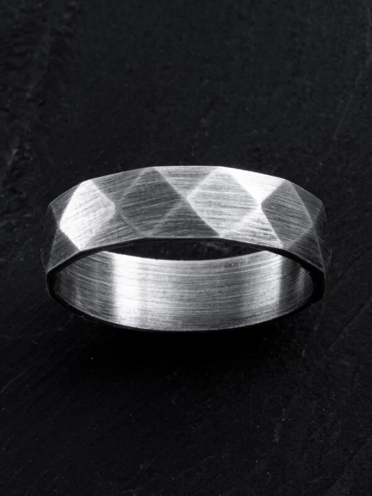 Foto van product REYTEL Ring 'CUBISM' zilver
