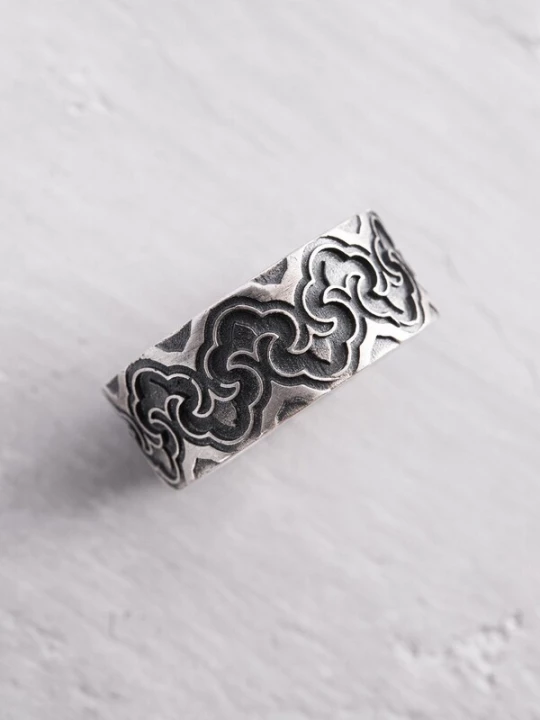 Foto van product REYTEL Ring 'DENKMAL' zilver
