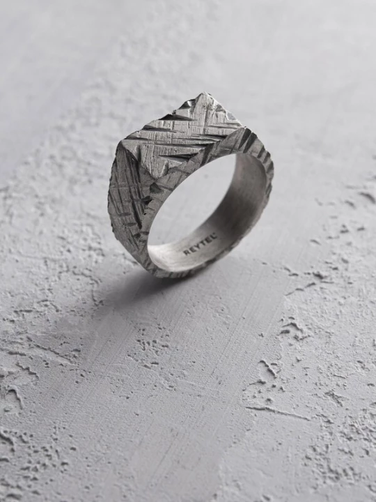 Foto van product REYTEL Ring 'ERFARING' zilver