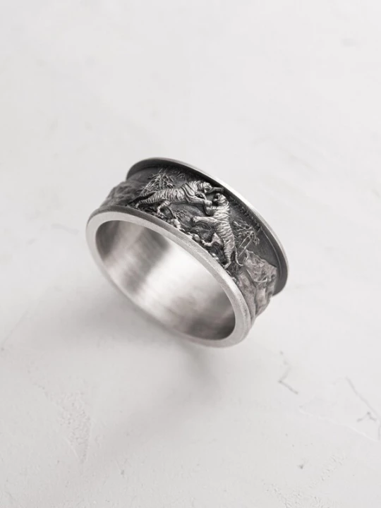 Foto van product REYTEL Ring 'FIGHT OF THE TIGER' zilver