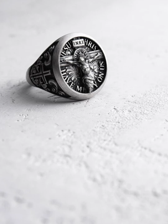 Foto van product REYTEL Ring 'JESUS CHRIST HAVE MERCY ON US' zilver