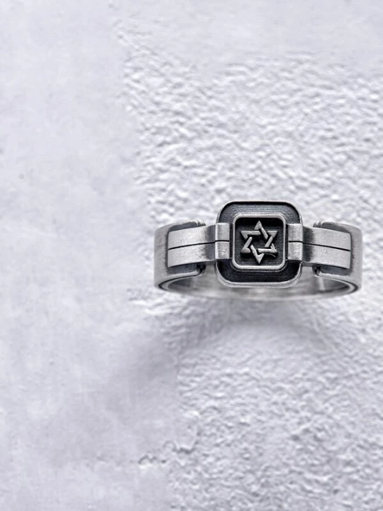 Foto van product REYTEL Ring 'SHIELD OF DAVID' zilver