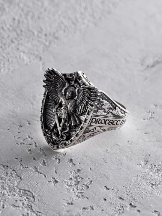 Foto van product REYTEL Ring 'ST. ARCHANGEL MICHAEL' zilver