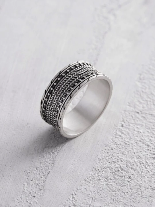 Foto van product REYTEL Ring 'TEXTURED' zilver