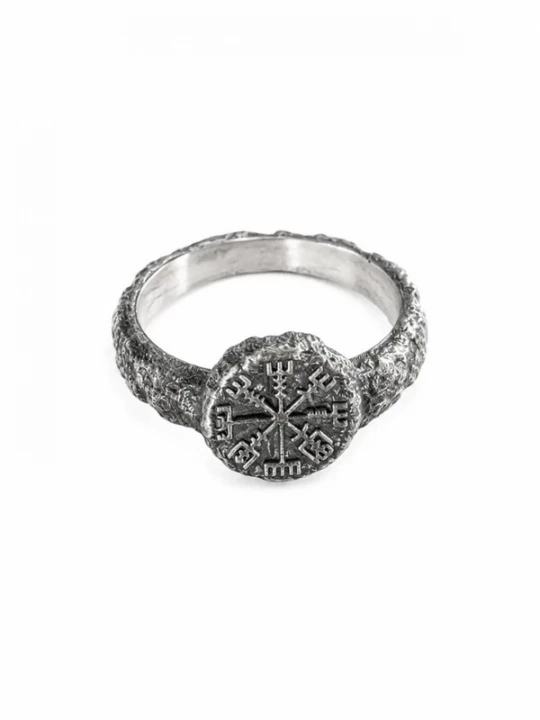 Foto van product REYTEL Ring 'VEGVISIR ON STONE' zilver