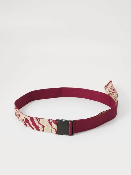Foto van product Riem Peak Performance bordeauxrood