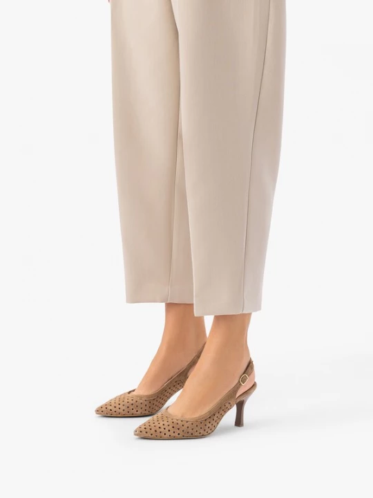 Foto van product RYŁKO Pumps bruin