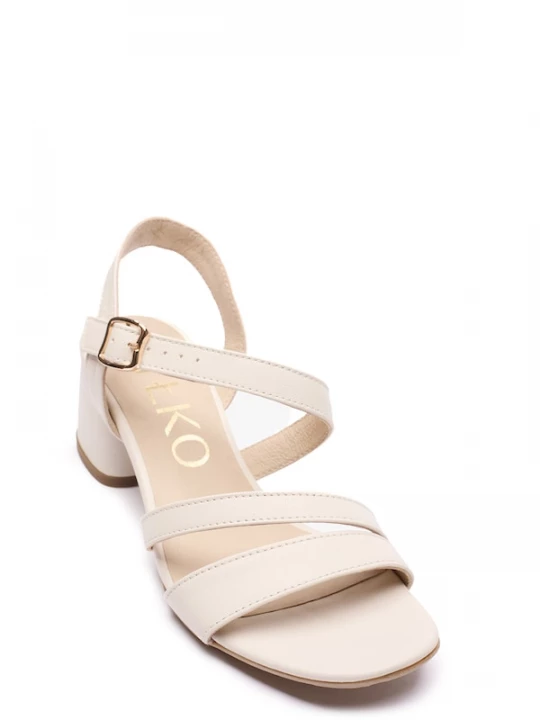 Foto van product RYŁKO Sandaal beige
