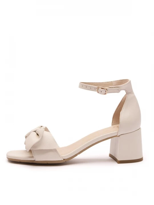 Foto van product RYŁKO Sandalen met riem lichtbeige