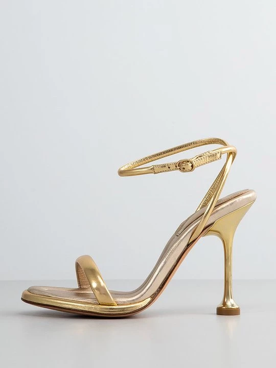 Foto van product Sandalen met hoge hak Alexandre Birman goudkleurig
