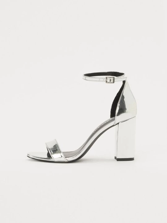 Foto van product Sandalen met hoge hak MADDEN GIRL zilverkleurig