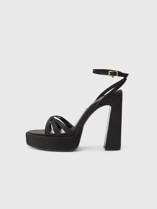 Foto van product Sandalen met hoge hak Steve Madden zwart