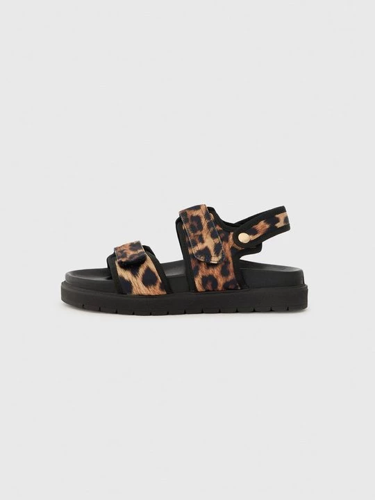 Foto van product Sandalen met plateauzool Inuovo lichtbruin
