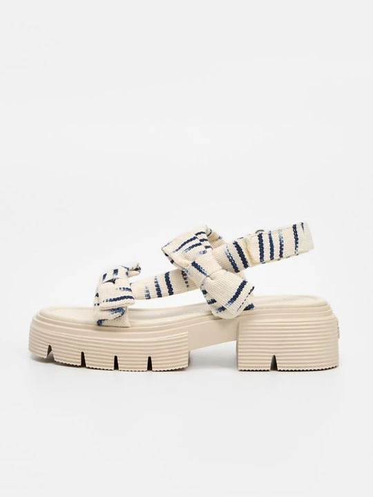 Foto van product Sandalen met plateauzool Stuart Weitzman crème