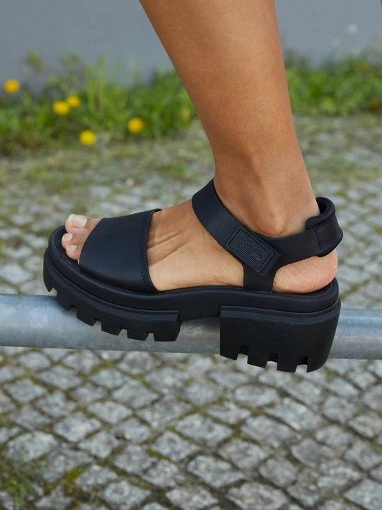 Foto van product Sandalen met plateauzool Timberland zwart