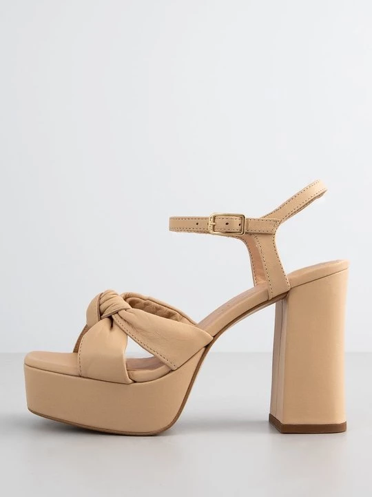 Foto van product Sandalen met plateauzool Unisa geel