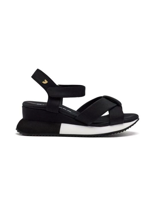 Foto van product Sandalen met sleehak Gioseppo zwart