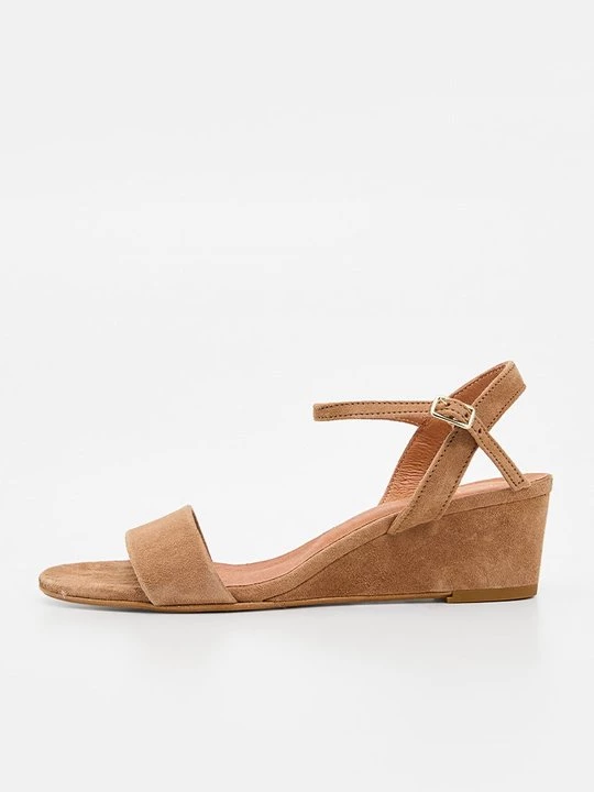 Foto van product Sandalen met sleehak Jonak camel
