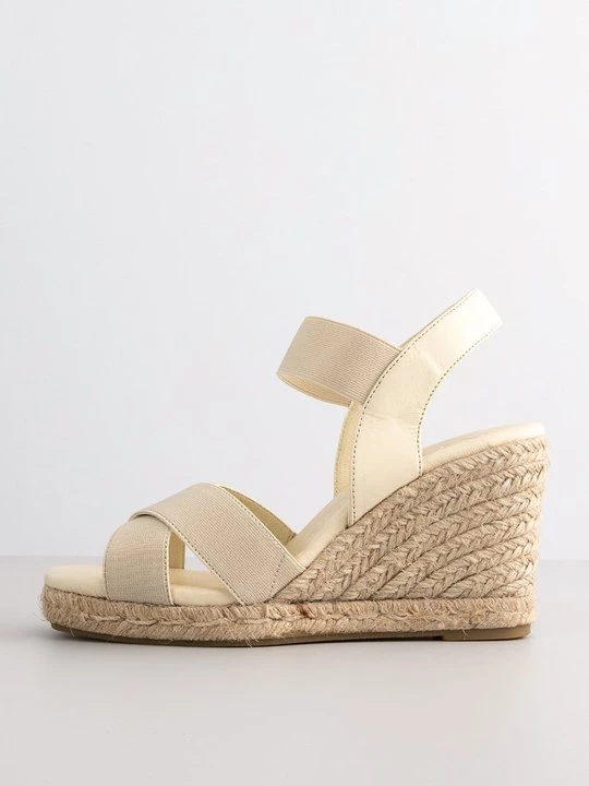 Foto van product Sandalen met sleehak Kanna beżowy