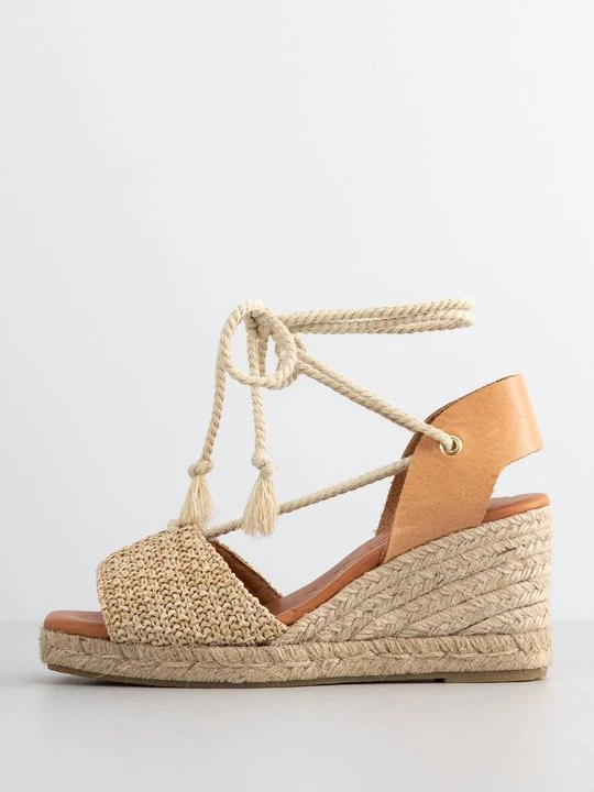 Foto van product Sandalen met sleehak Kanna beżowy